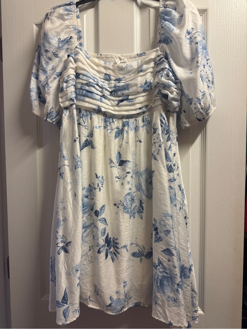 Blu Pepper Floral dress. Size L
